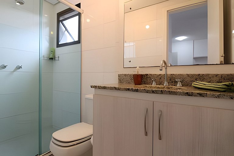 Stúdio 3 em frente ao shopping Estação