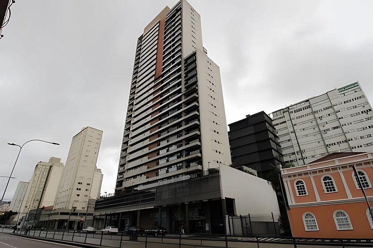 Stúdio 3 em frente ao shopping Estação