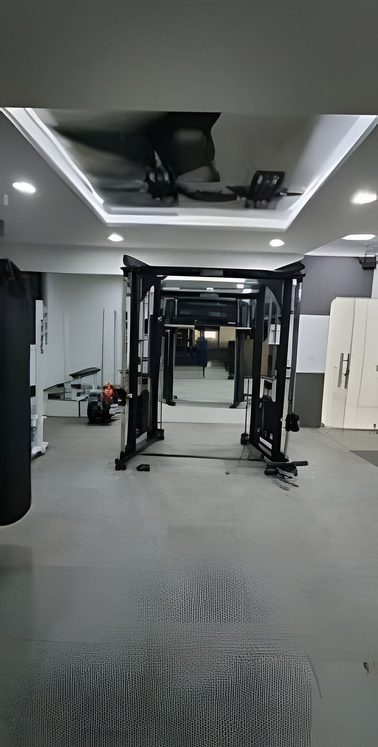 Stúdio 3 em frente ao shopping Estação