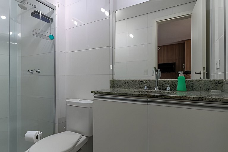 Stúdio 6 em frente ao shopping Estação