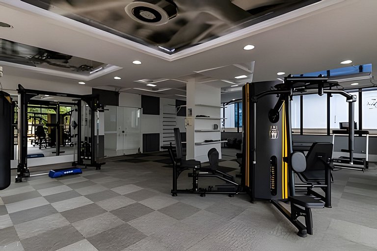 Stúdio 8 em frente ao shopping Estação