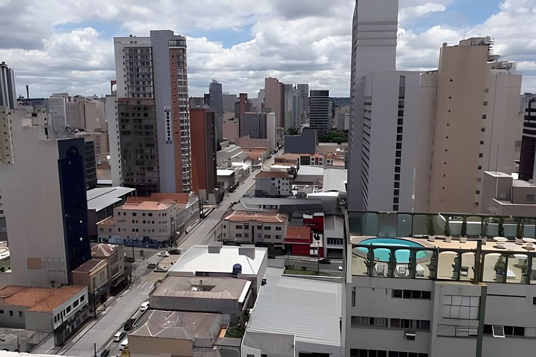 Stúdio 10 em frente ao shopping Estação