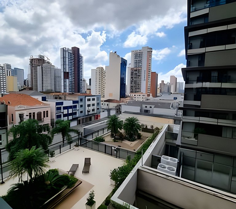 Stúdio 16 em frente ao shopping