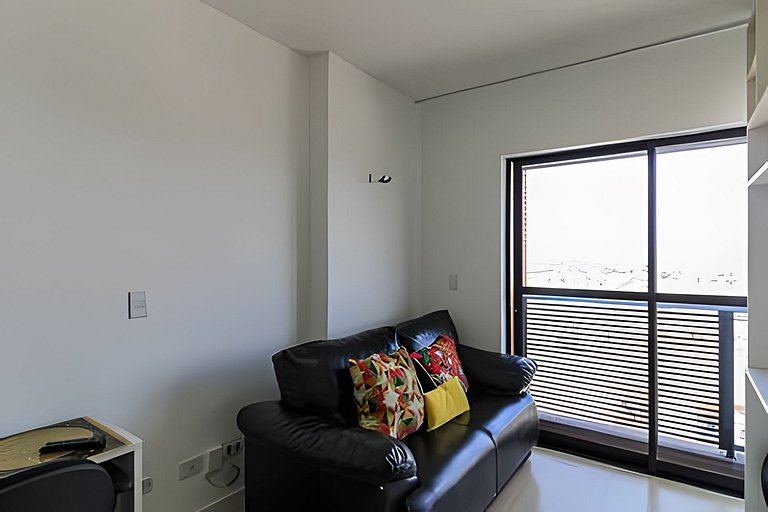 Stúdio 2 em frente ao shopping Estação