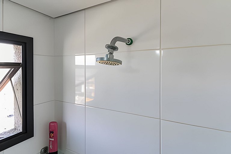 Stúdio 2 em frente ao shopping Estação