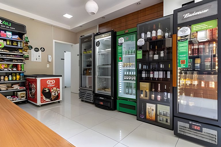 Stúdio 2 em frente ao shopping Estação